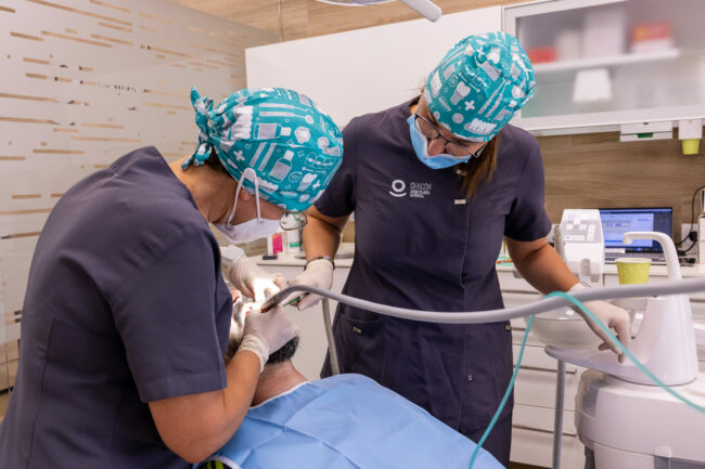 Implantes dentales en pacientes con poco hueso Implantes dentales en pacientes con poco hueso